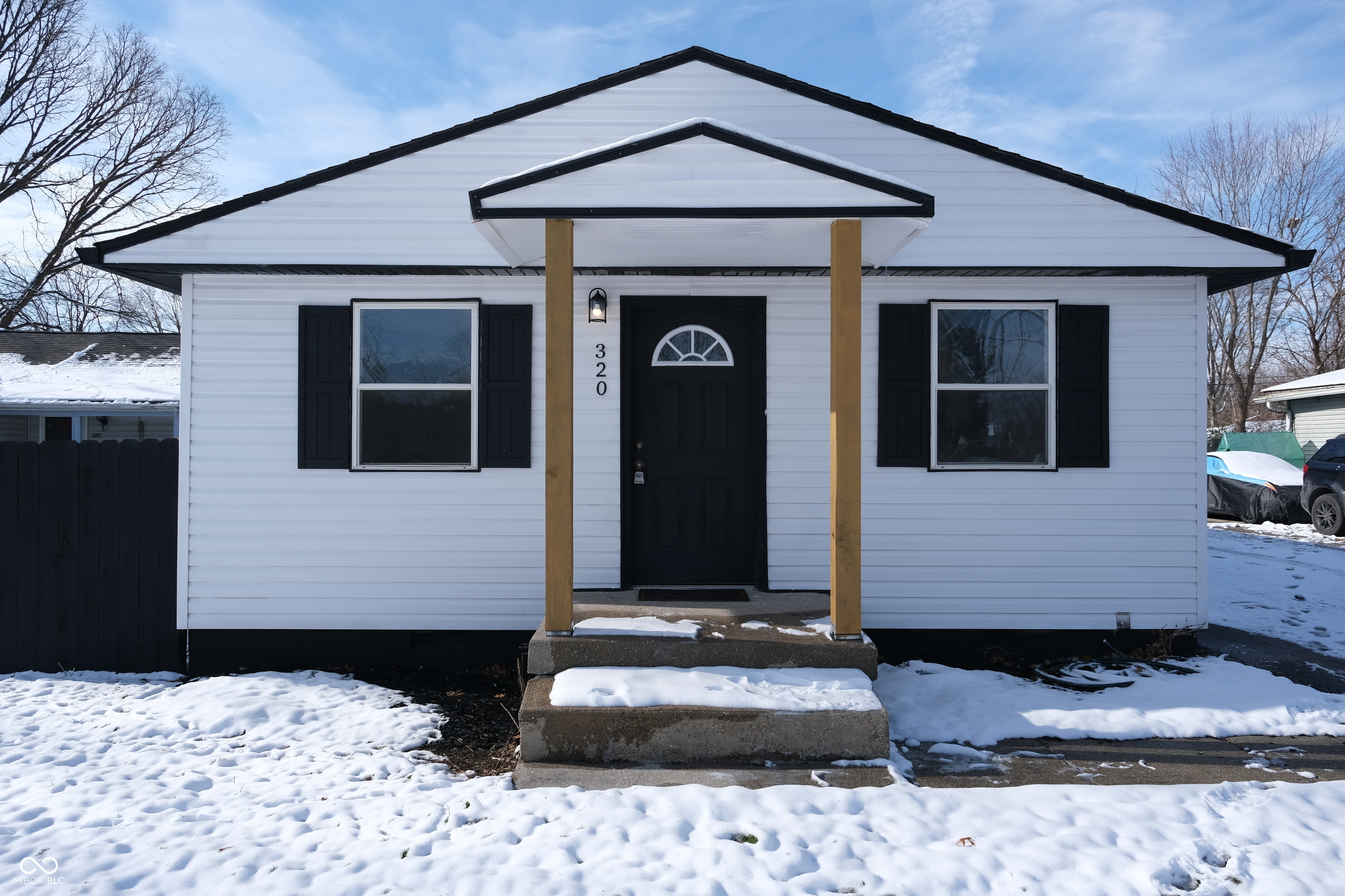 320 South Roena Street Indianapolis, IN 46241 - Photo 2 of 26