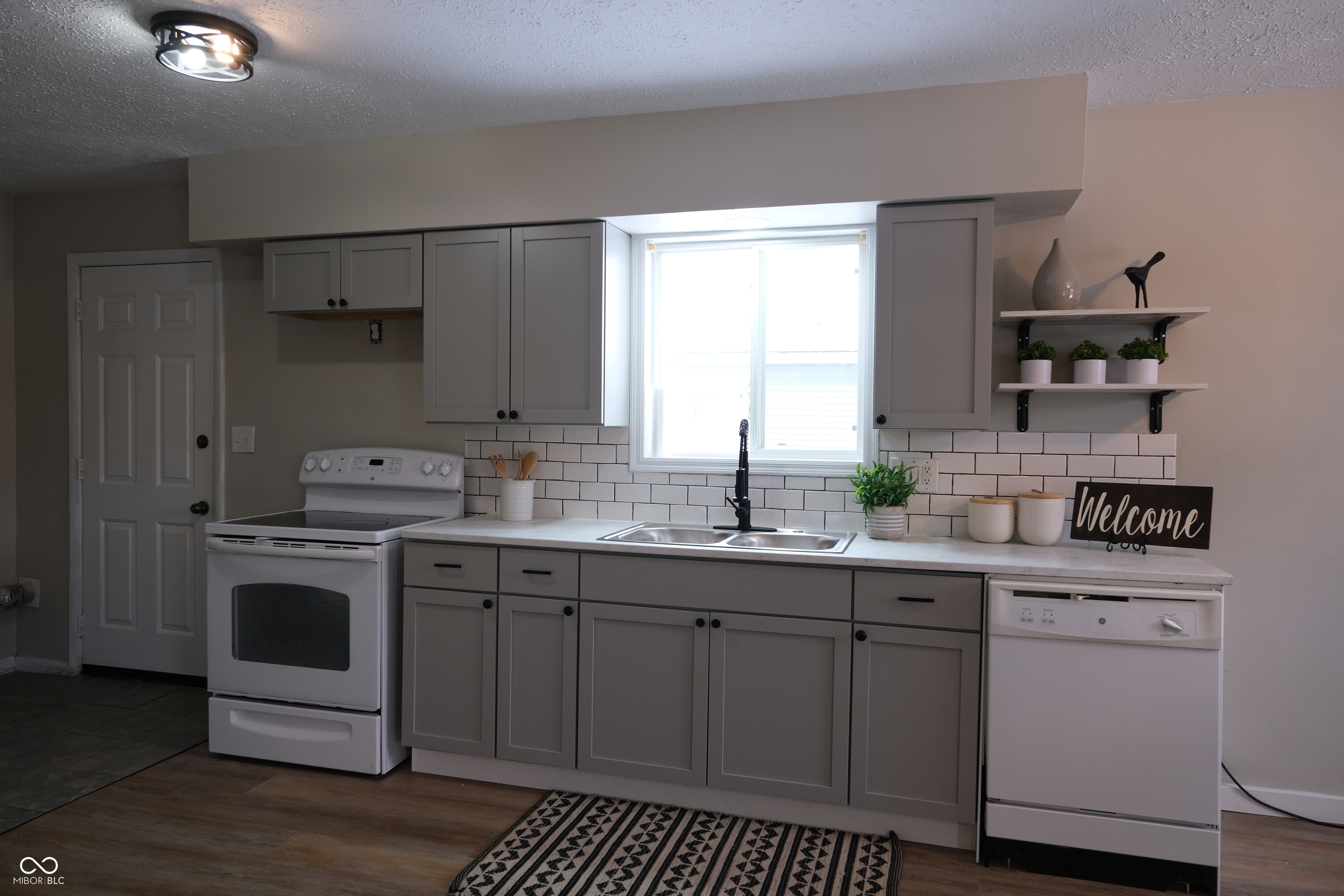 320 South Roena Street Indianapolis, IN 46241 - Photo 10 of 26