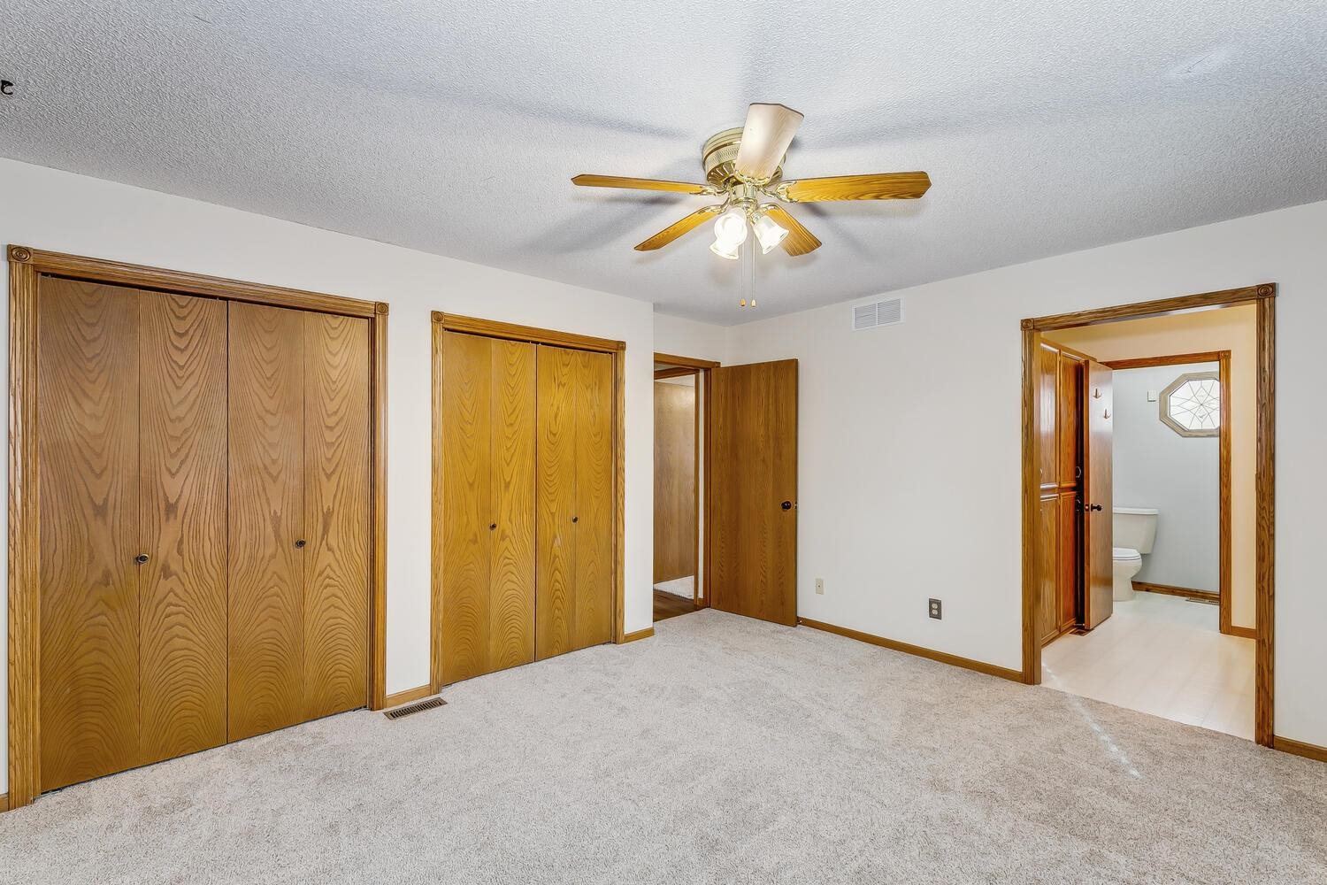 422 South Limuel Street Wichita, KS 67235 - Photo 11 of 26