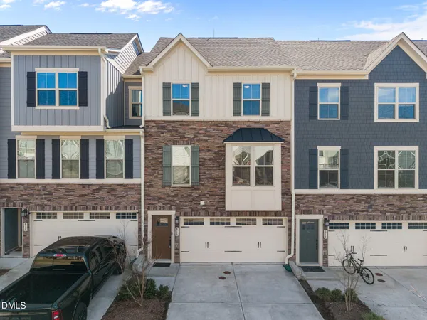 $2,695 | 816 Channing Park Circle, Cary, NC 27519