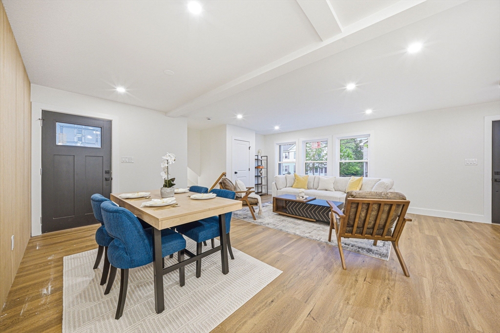 52-54 Rangeley Road Newton, MA 02465 - Photo 6 of 42