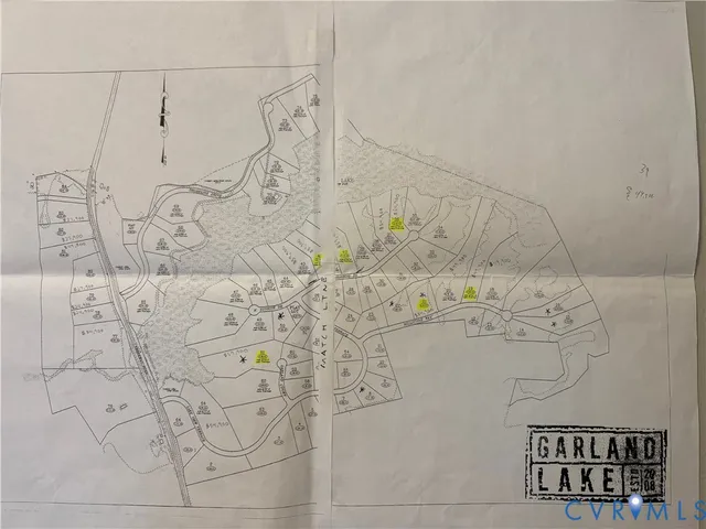 a picture of a bench in a bathroom