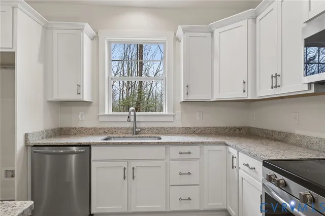 $429,900 | 115 East Sunrise Drive, Warsaw, VA 22572