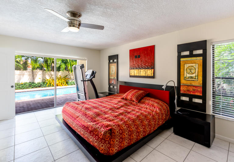 6356 Pond Apple Road Boca Raton, FL 33433 - Photo 17 of 26 6356 Pond Apple Mast Bed 2