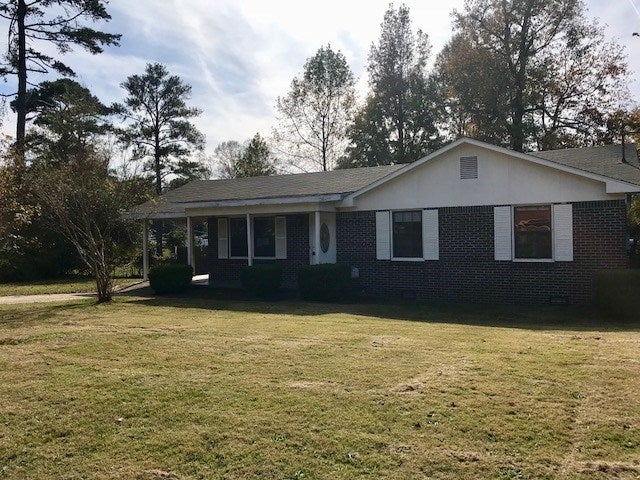 409 Crawford Road Opelika, AL 36804 - Photo 1 of 7 Gallery Image 1