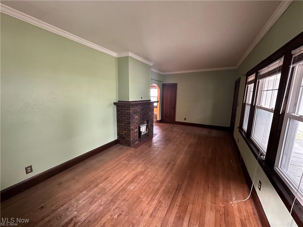 11032 Crescent Road Cleveland, OH 44111 - Photo 12 of 40 Gallery Image 12