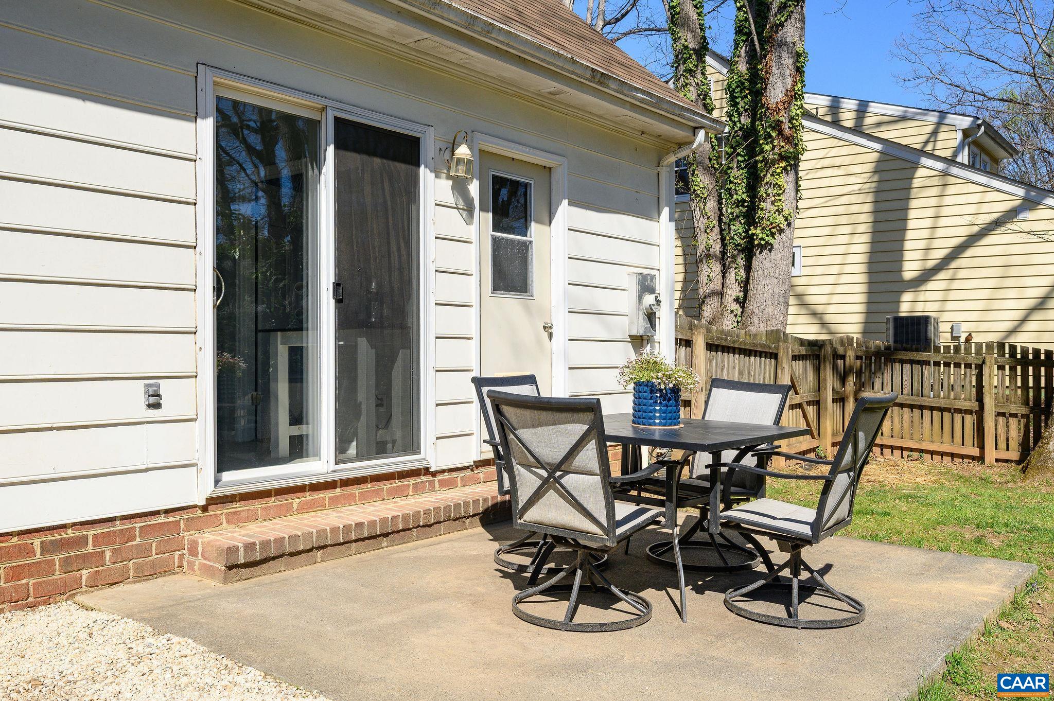 334 North Bennington Road Charlottesville, VA 22901 - Photo 23 of 38