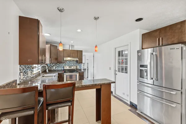 $285,000 | 4902 Dancer Drive, Indianapolis, IN 46237