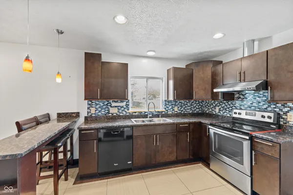 $285,000 | 4902 Dancer Drive, Indianapolis, IN 46237