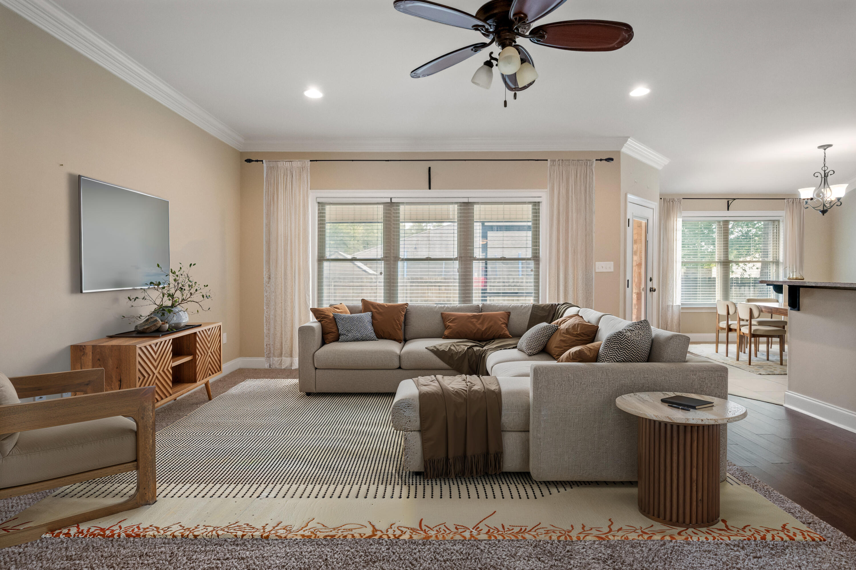 409 Serene Court Crestview, FL 32539 - Photo 15 of 52 Living Room