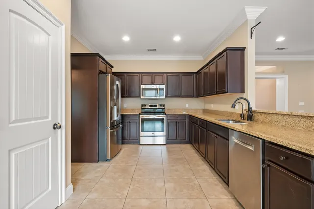 $300,000 | 409 Serene Court, Crestview, FL 32539