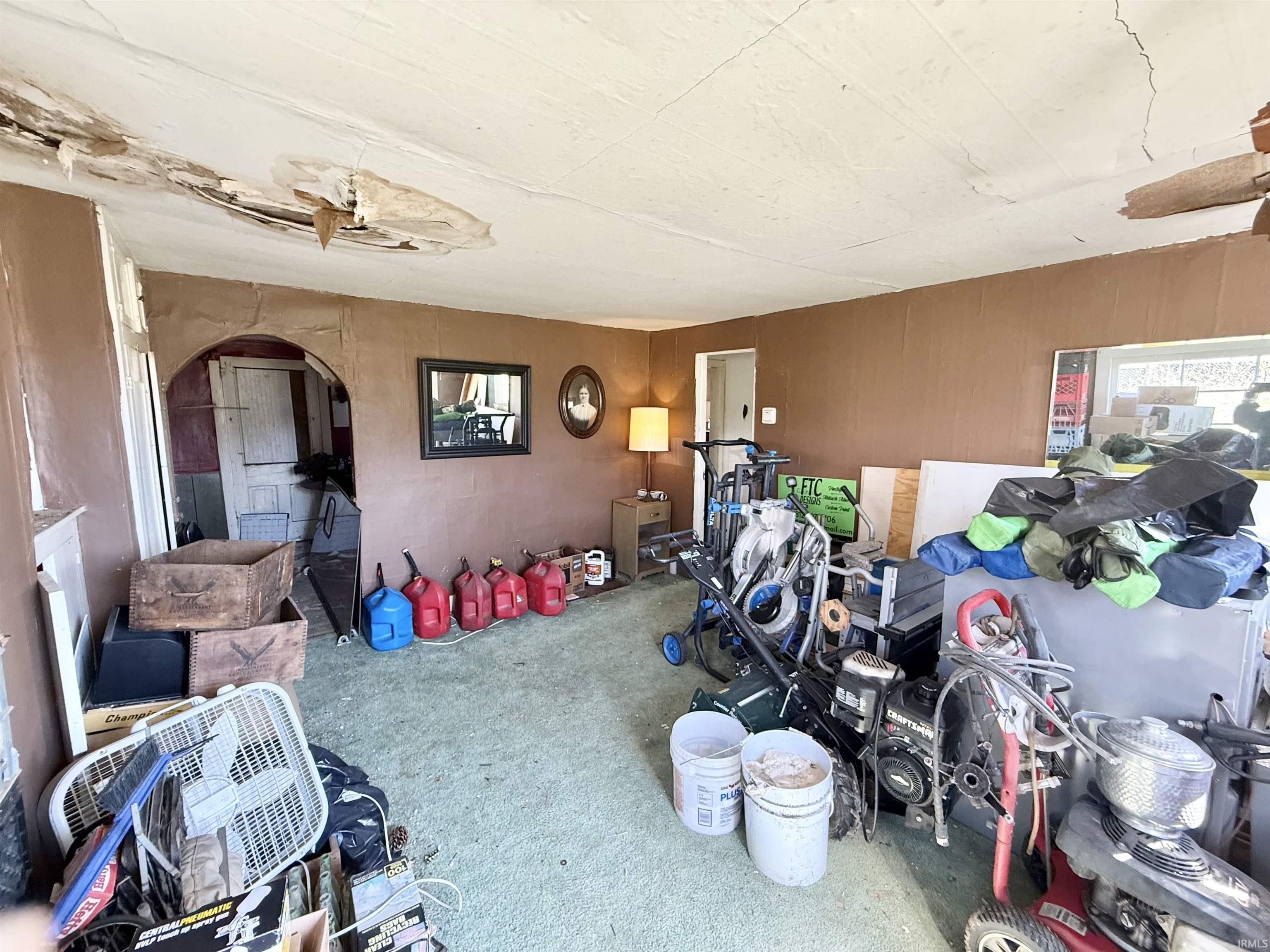 2418 H Street Bedford, IN 47421 - Photo 2 of 10