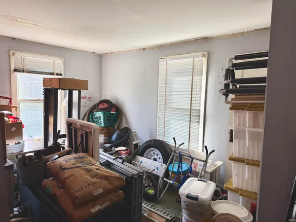 $49,900 | 2418 H Street, Bedford, IN 47421