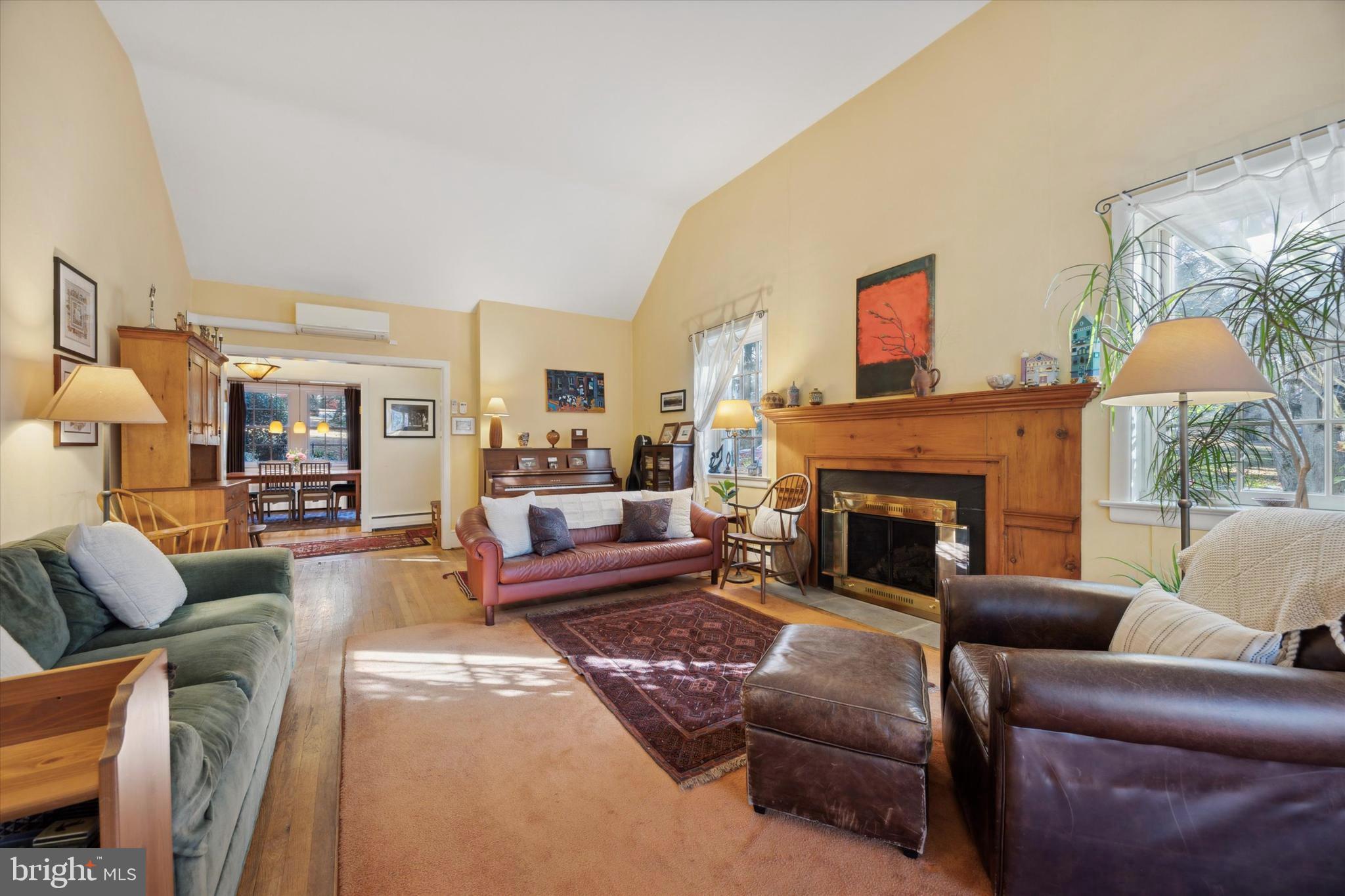 19 White Pine Lane Rose Valley, PA 19063 - Photo 4 of 35