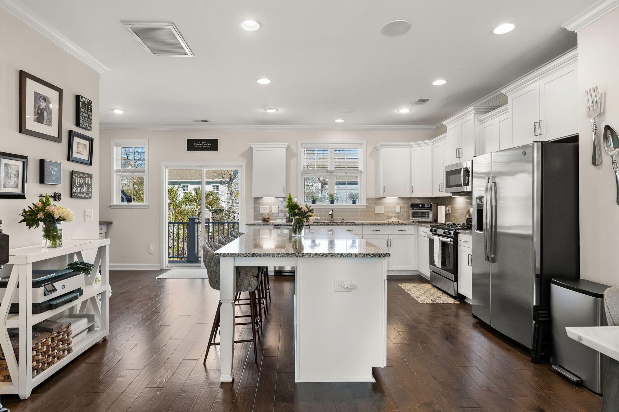 1549 Moss Spring Road Mount Pleasant, SC 29466 - Photo 11 of 43 Kitchen