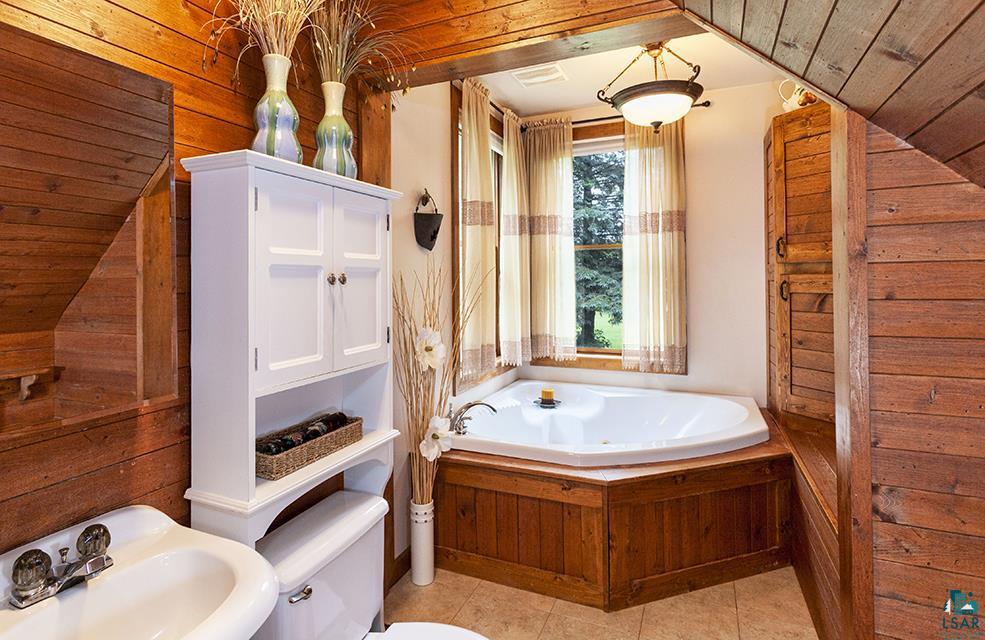 6171 Maple Grove Road Duluth, MN 55810 - Photo 10 of 26 Gallery Image 10