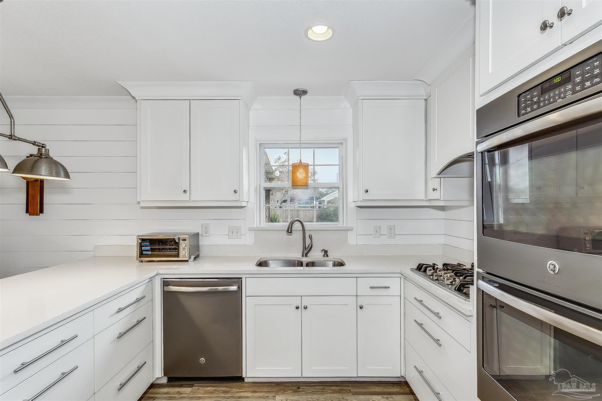 3530 Dunfries Road Pensacola, FL 32503 - Photo 11 of 29