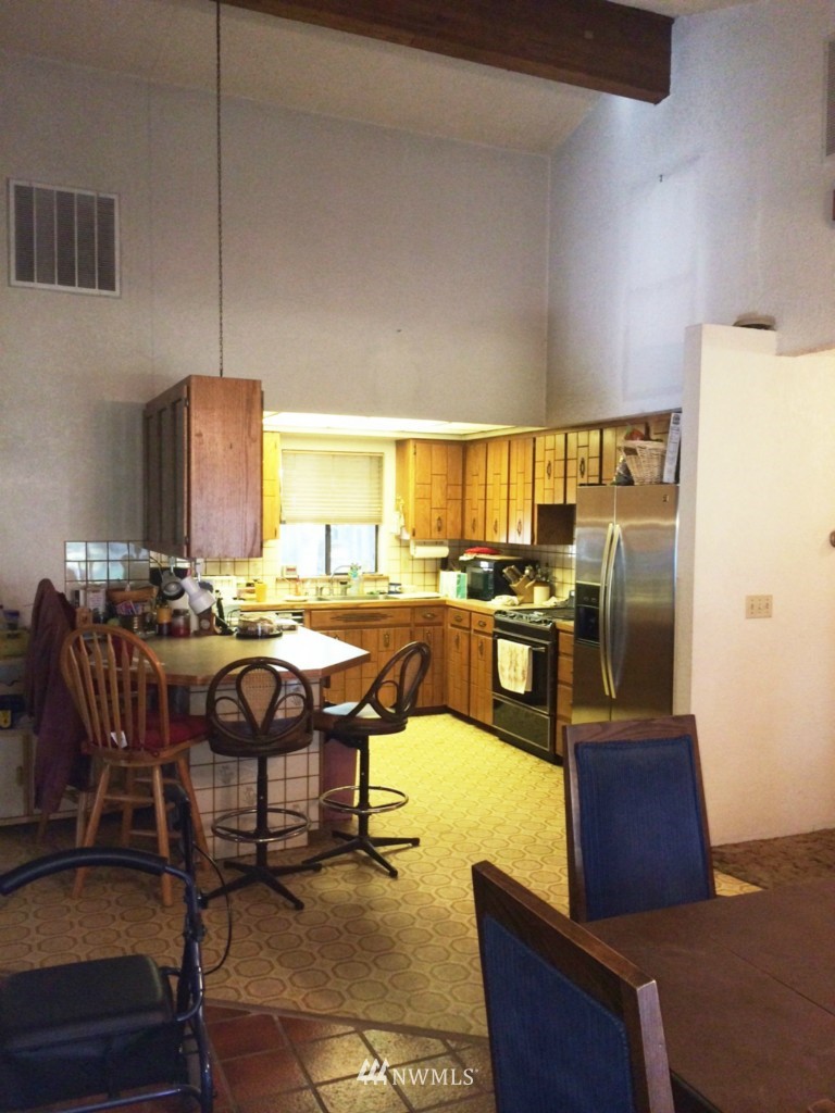 857 South Highland Road Othello, WA 99344 - Photo 4 of 13