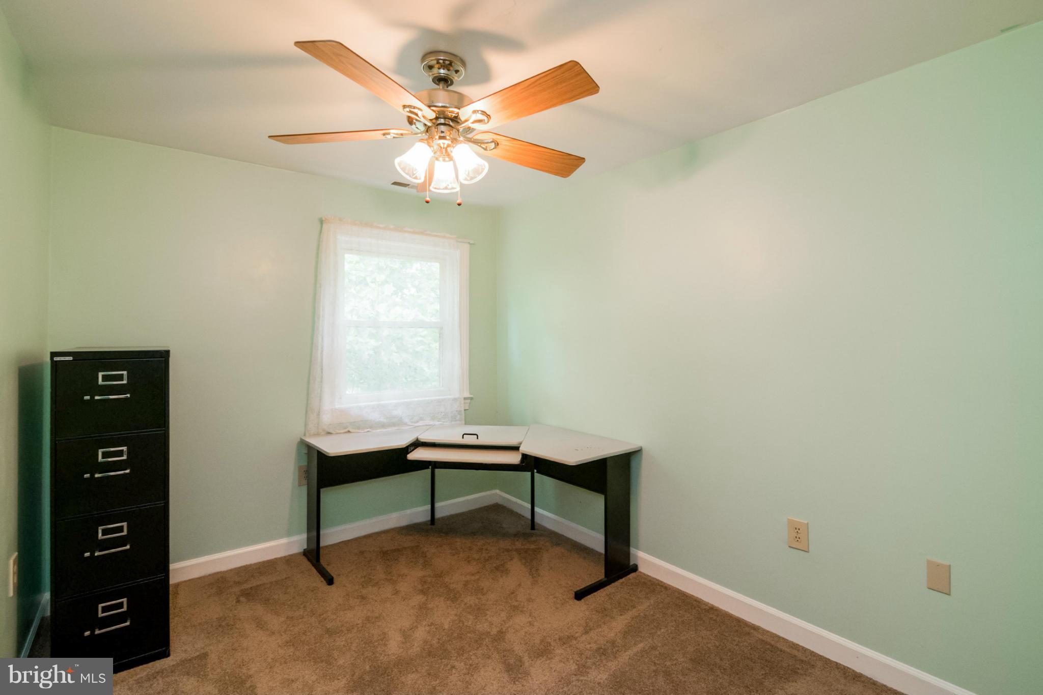 4011 Mills Road Sharpsburg, MD 21782 - Photo 24 of 30 Bedroom