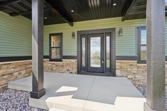 $585,000 | 264 Falcon Court, Sauk City, WI 53583