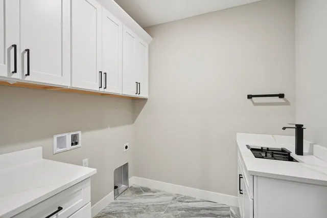 $585,000 | 264 Falcon Court, Sauk City, WI 53583