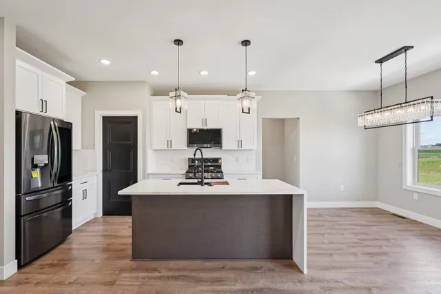 $585,000 | 264 Falcon Court, Sauk City, WI 53583