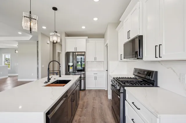 $585,000 | 264 Falcon Court, Sauk City, WI 53583