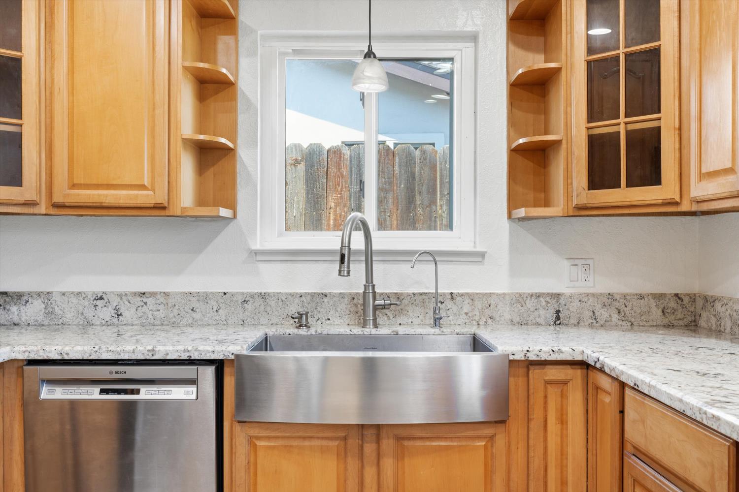 10539 Marcel Way Rancho Cordova, CA 95670 - Photo 13 of 32