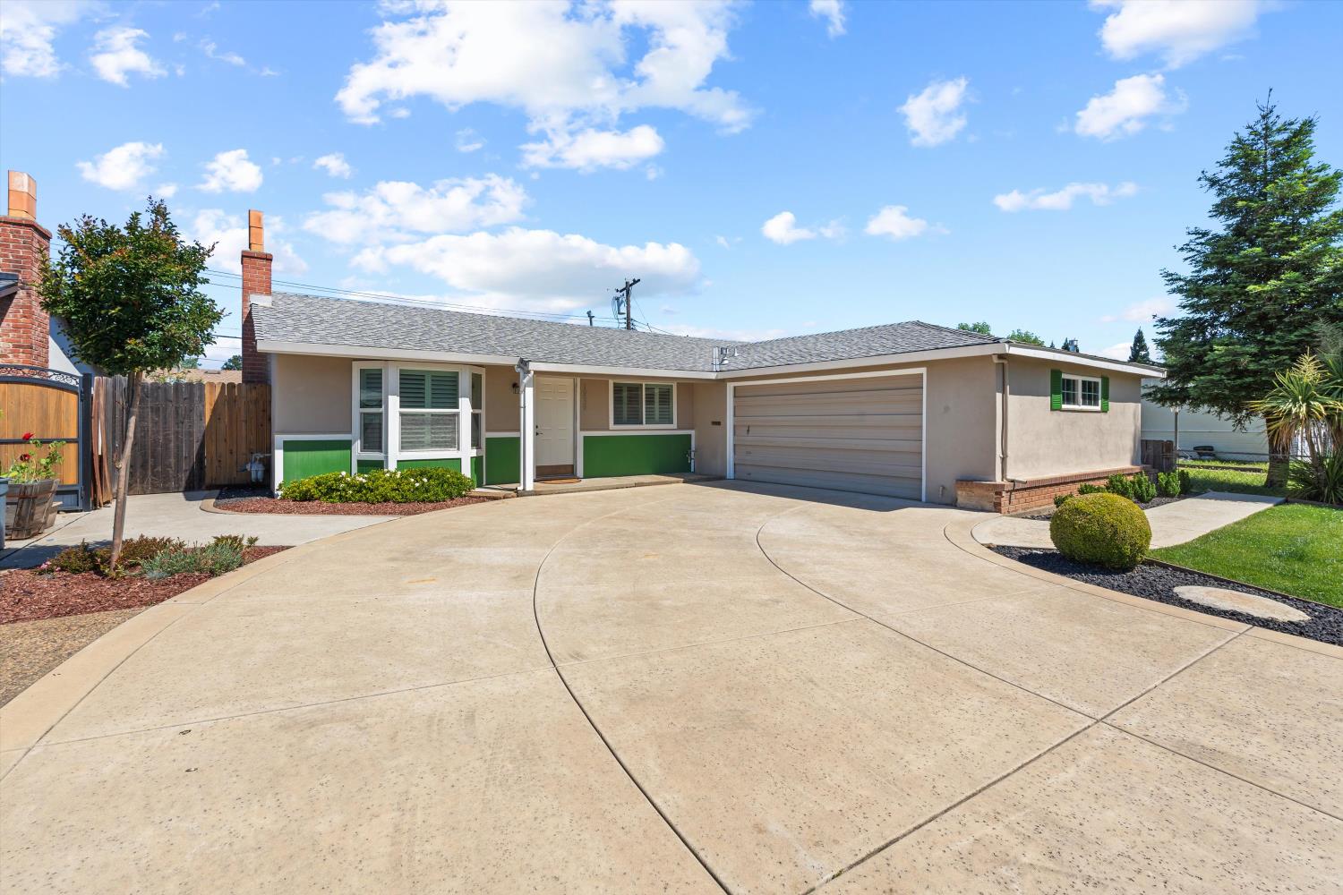 10539 Marcel Way Rancho Cordova, CA 95670 - Photo 4 of 32