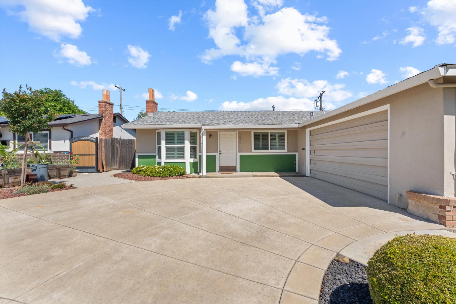 10539 Marcel Way Rancho Cordova, CA 95670 - Photo 5 of 32