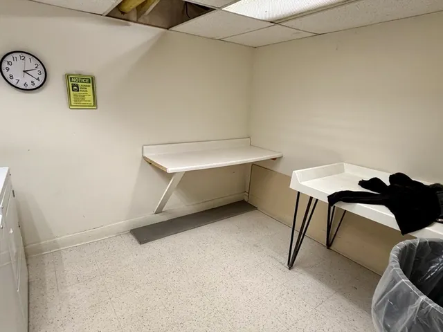 a view of workspace with fan