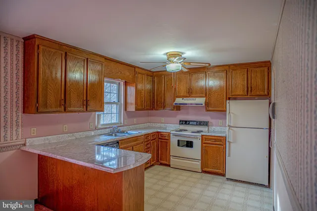 $400,000 | 4 Payton Court, Fredericksburg, VA 22405