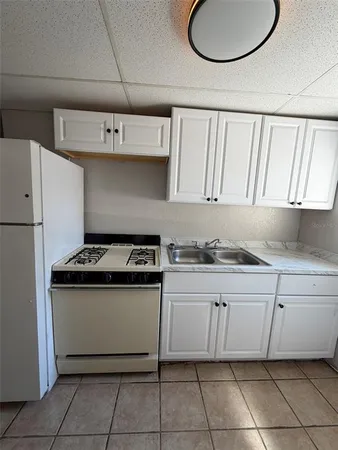 $975 | 719 East Martin Street, Kissimmee, FL 34744