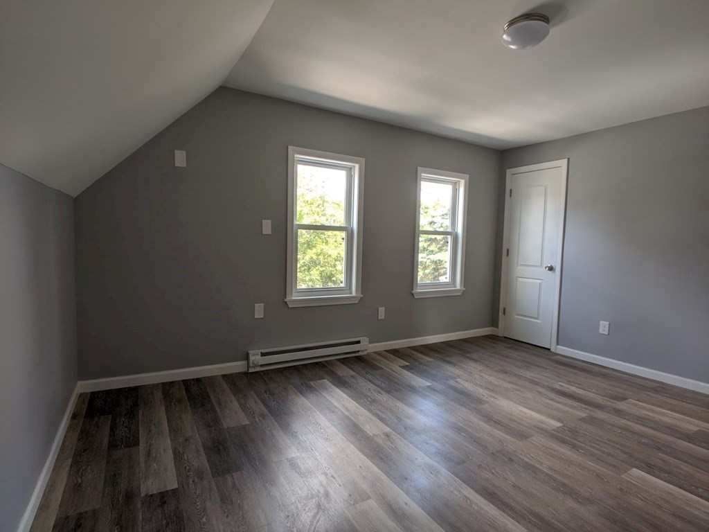 41 Ladd Street Springfield, MA 01109 - Photo 13 of 26 Gallery Image 13