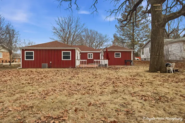 $255,000 | 2936 Witchwood Lane, Waukegan, IL 60087