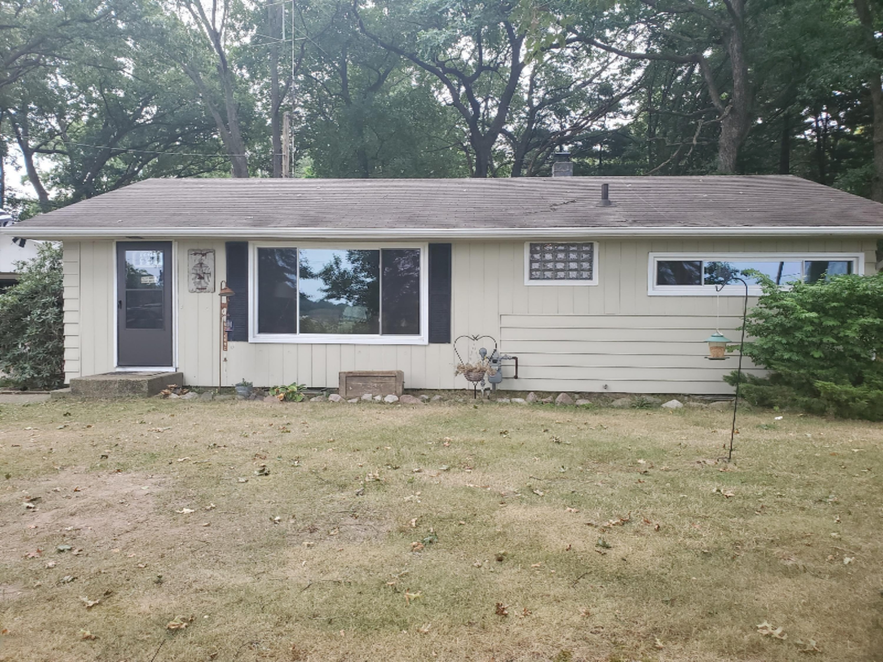 18925 6th Avenue Road Three Rivers, MI 49093 - Photo 2 of 12 20200825_130045