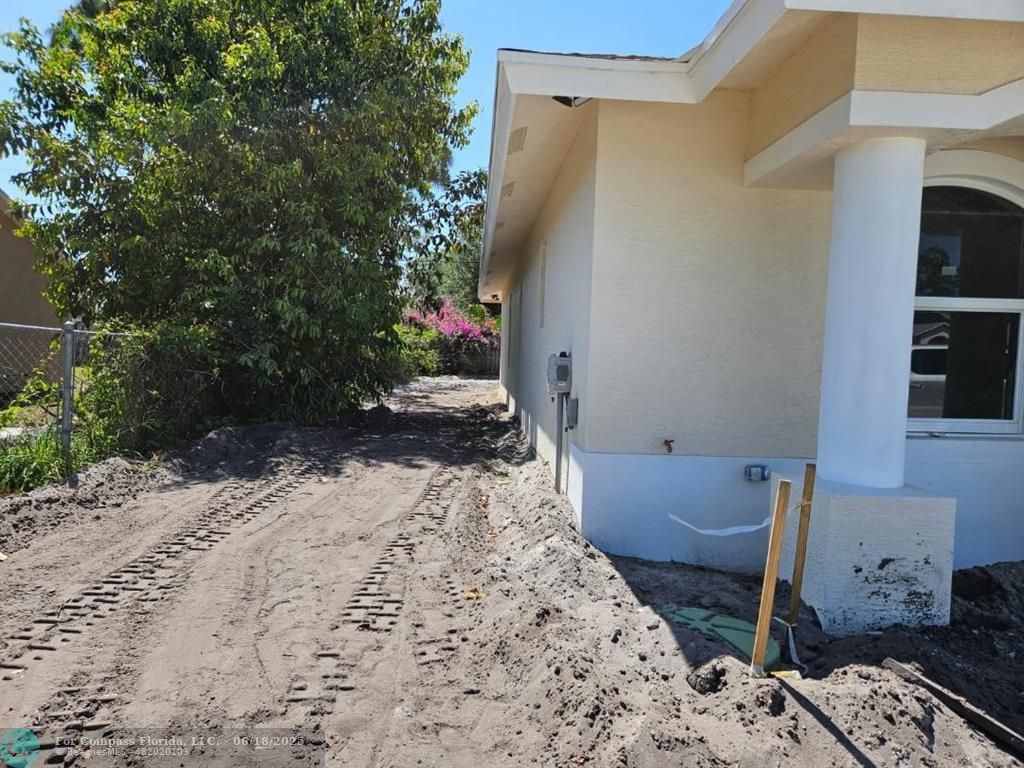 1908 Southwest Americana Street Port St. Lucie, FL 34953 - Photo 29 of 32