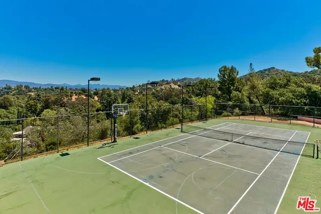 $50,000 | 11971 Lockridge Road, Studio City, CA 91604