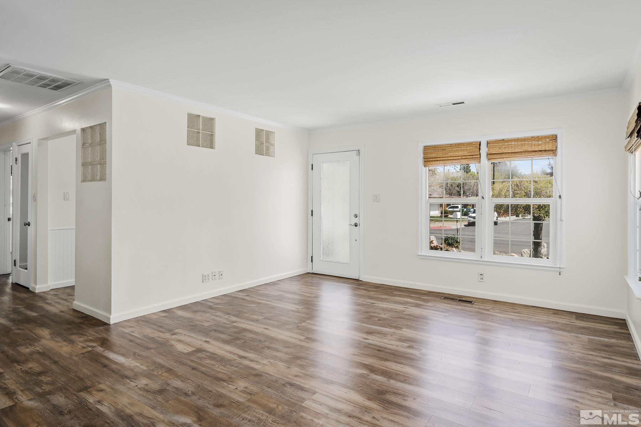1199 Charles Drive Reno, NV 89509 - Photo 6 of 17 Photo 6