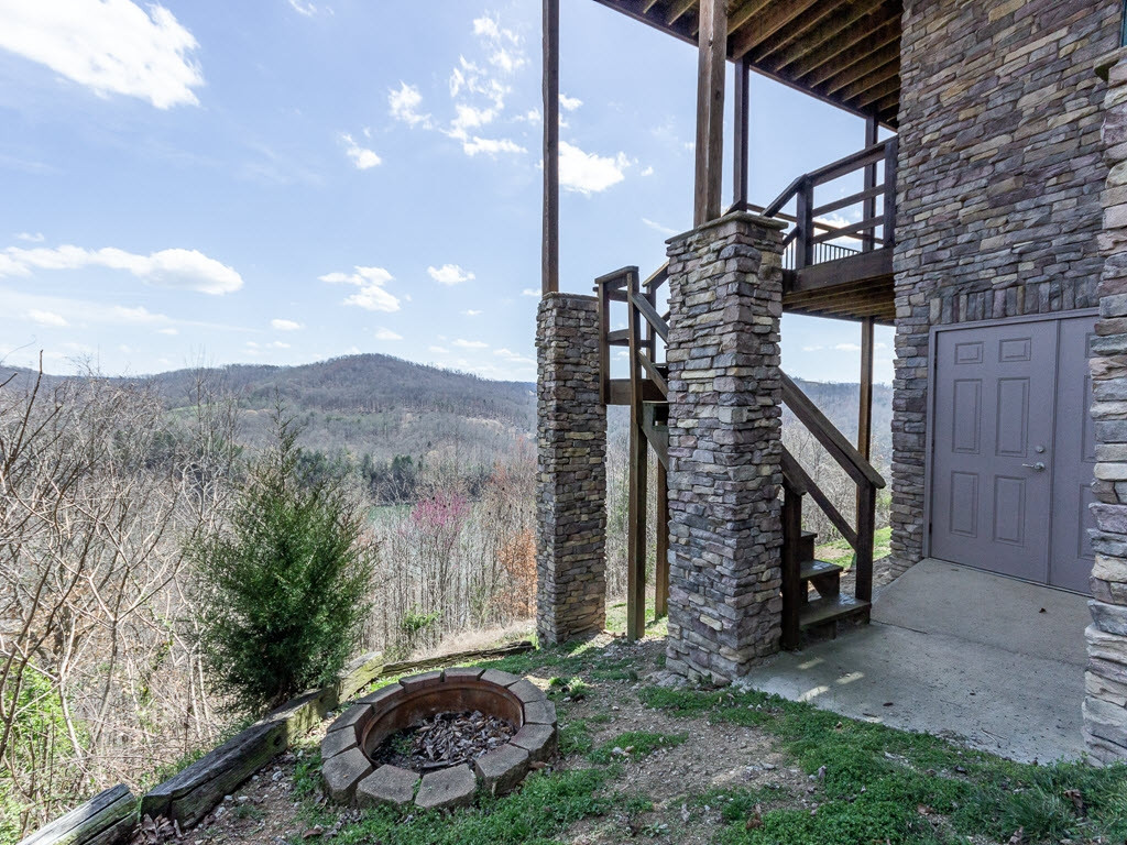 261 Ridgecrest Road New Tazewell, TN 37825 - Photo 28 of 36 Photo 28