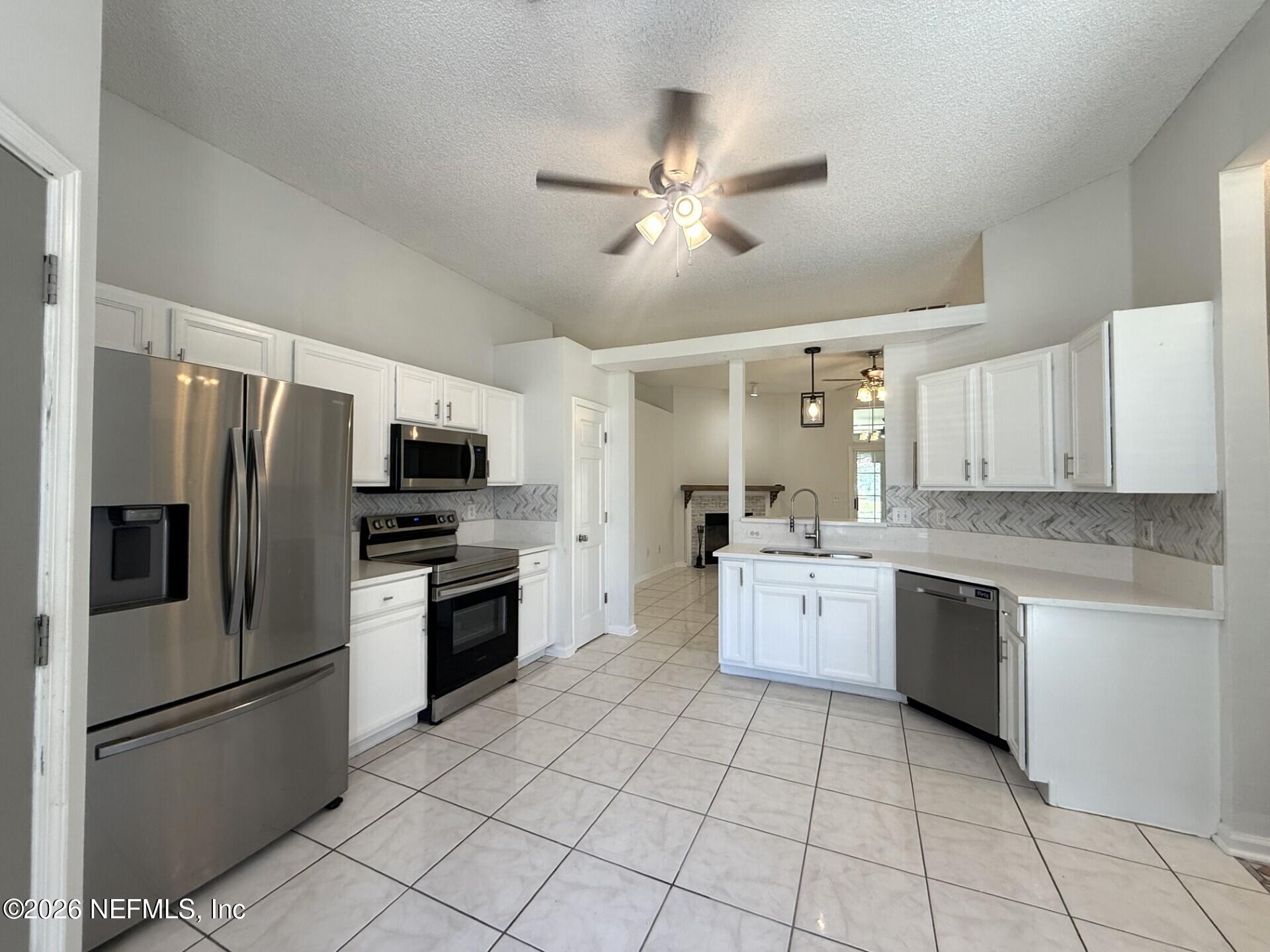 913 Mackinaw Trail St. Augustine, FL 32092 - Photo 15 of 65 611c3bb5-847e-43f4-bcad-92363607626f