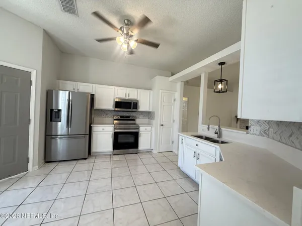 $2,295 | 913 Mackinaw Trail, St. Augustine, FL 32092