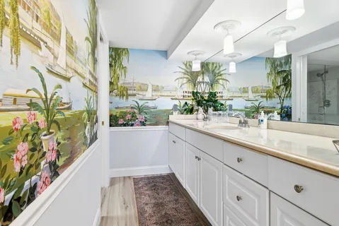 $646,000 | 122 Lakeshore Drive, Unit 433, North Palm Beach, FL 33408