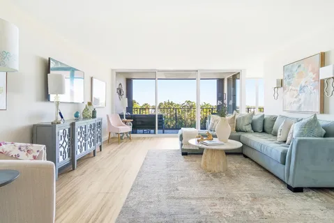 $646,000 | 122 Lakeshore Drive, Unit 433, North Palm Beach, FL 33408