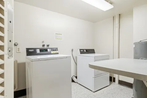 $646,000 | 122 Lakeshore Drive, Unit 433, North Palm Beach, FL 33408