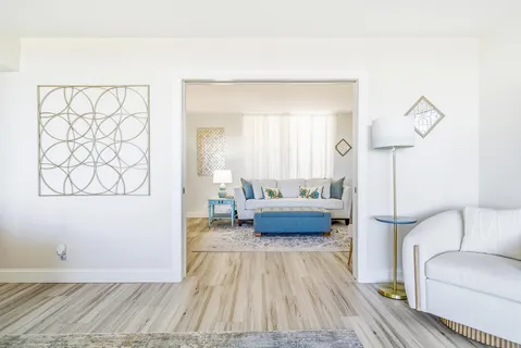 $646,000 | 122 Lakeshore Drive, Unit 433, North Palm Beach, FL 33408