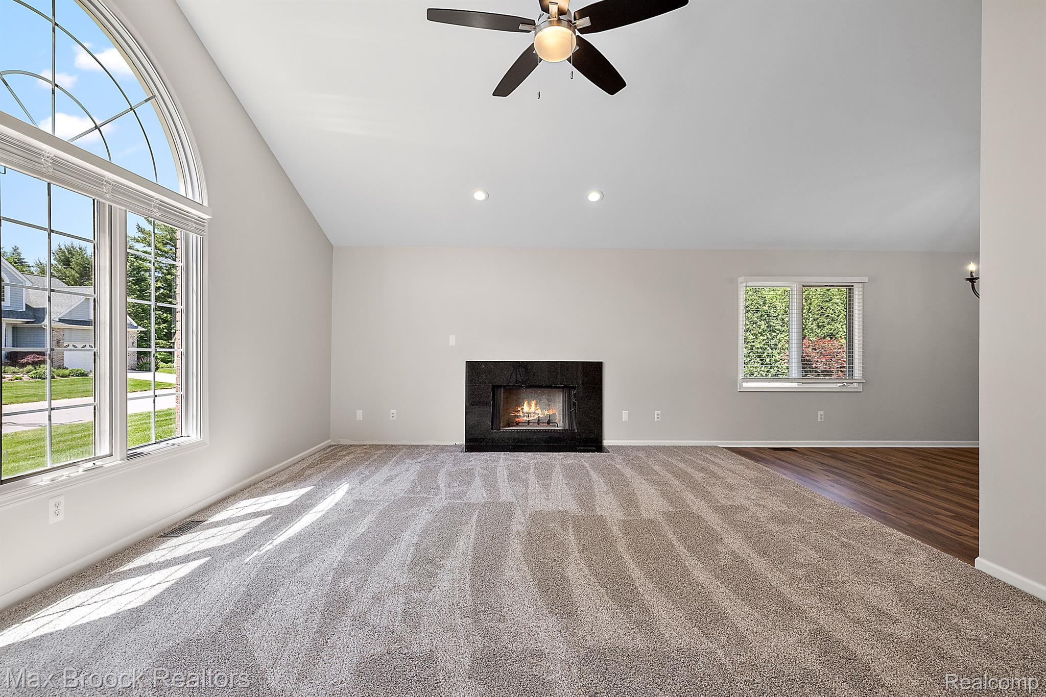3205 Topview Court Rochester, MI 48309 - Photo 8 of 26 Great Room