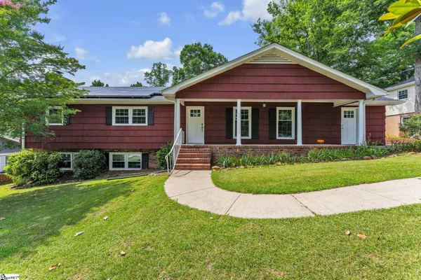 $375,000 | 3 Drewry Road, Taylors, SC 29687