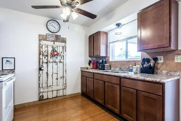 $1,250 | 10545 West Coggins Drive, Sun City, AZ 85351