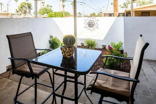 $1,250 | 10545 West Coggins Drive, Sun City, AZ 85351